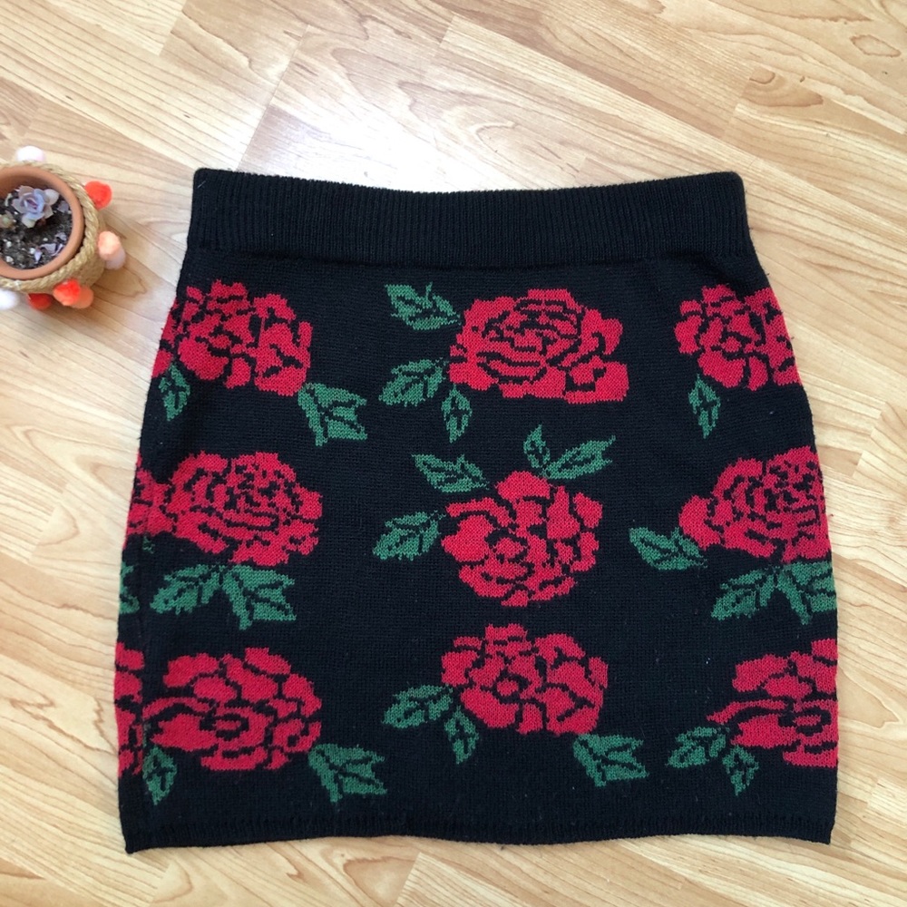🌹 Sweater skirt